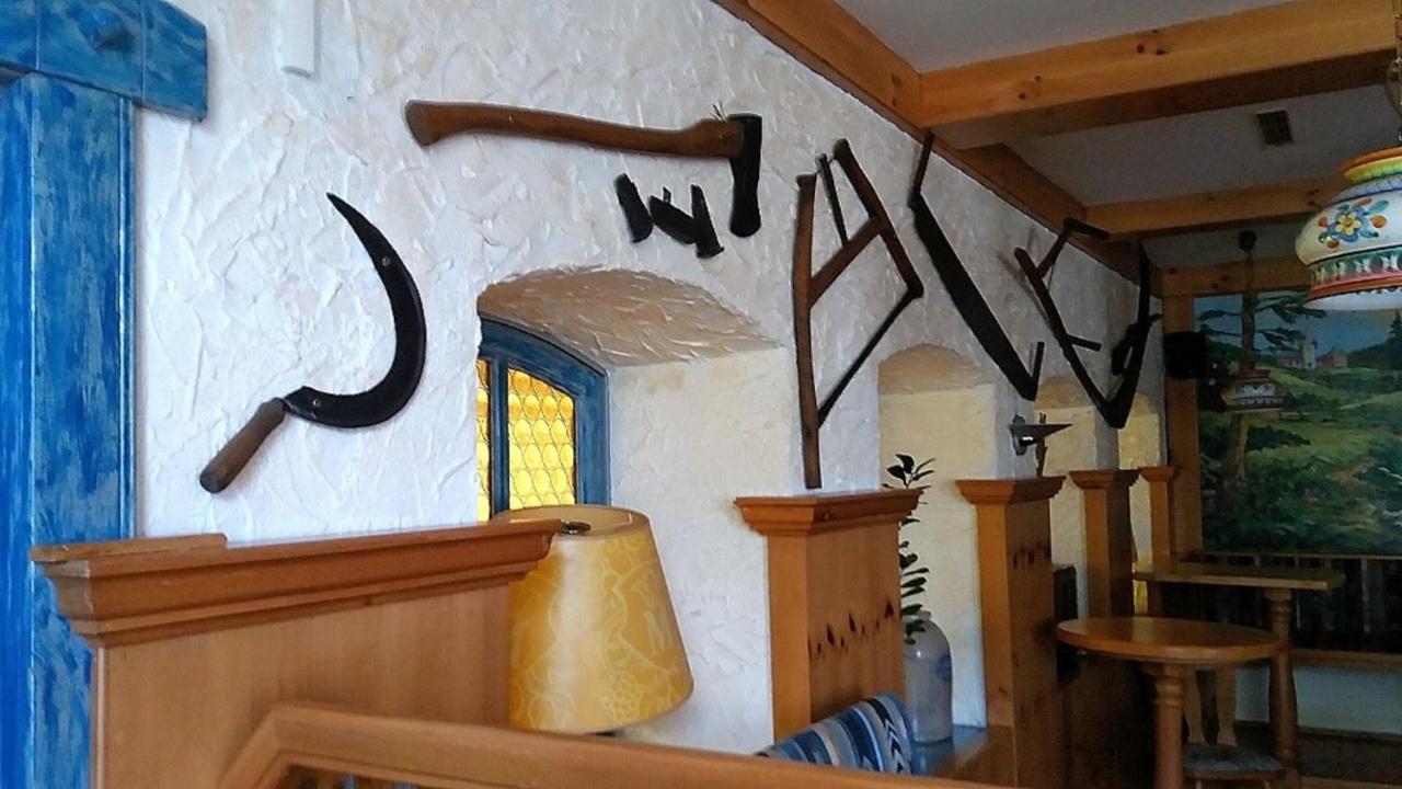 Land-Gut-Hotel Zum Alten Forsthaus - Aufladestation Fuer Elektroautos Hürtgenwald Exterior foto